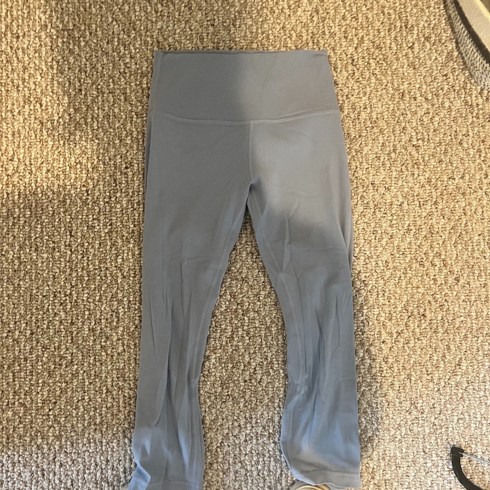 LULULEMON CROPPED ALIGN LEGGINGS